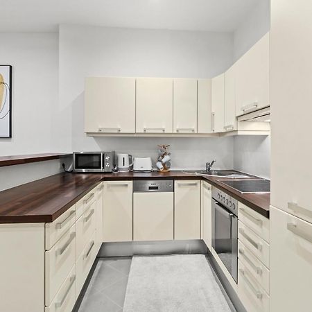 Chic 1Br Apartment - Directly Near Schoenbrunn Wiedeń Zewnętrze zdjęcie